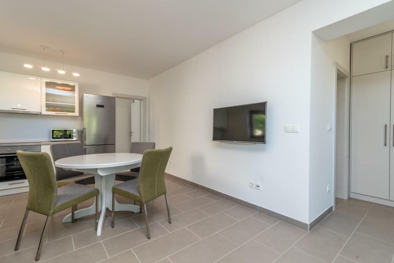 Kiwi Apartment Trogir Luaran gambar