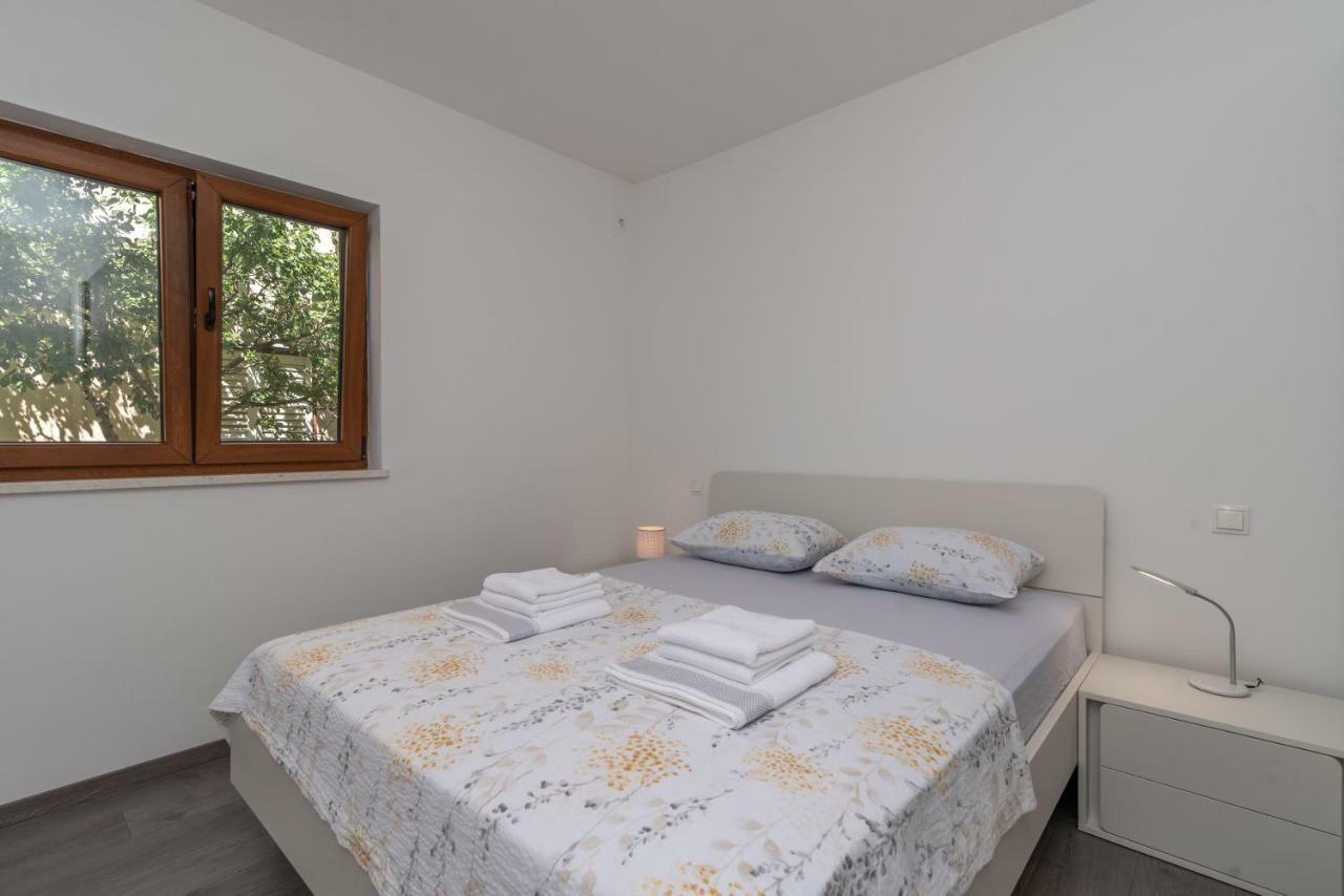 Kiwi Apartment Trogir Luaran gambar